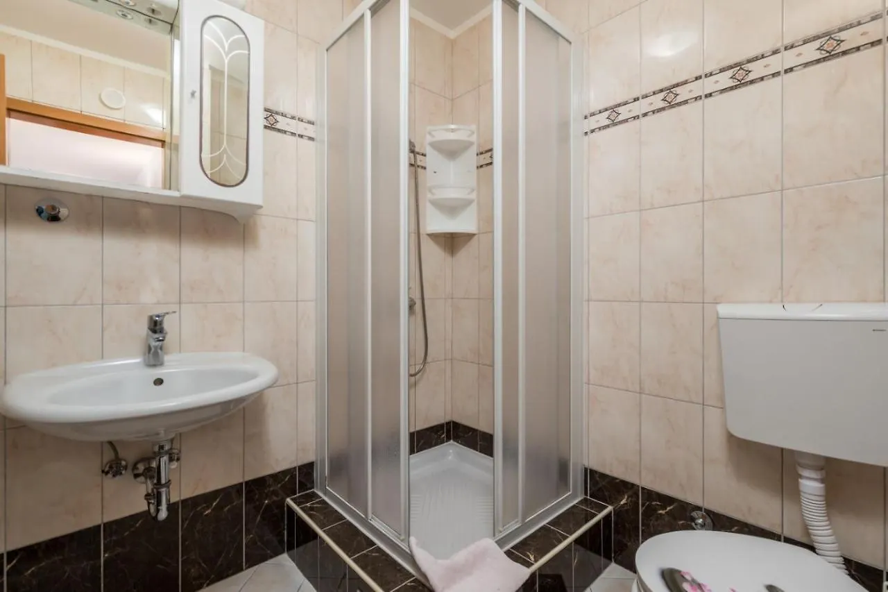 Apartment Drazenka Turato Baska